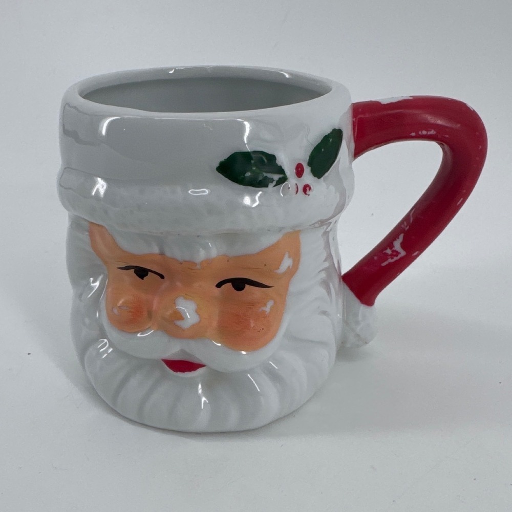 Unbranded Santa Claus Figural Christmas Mug Red White Vintage Style Chipped